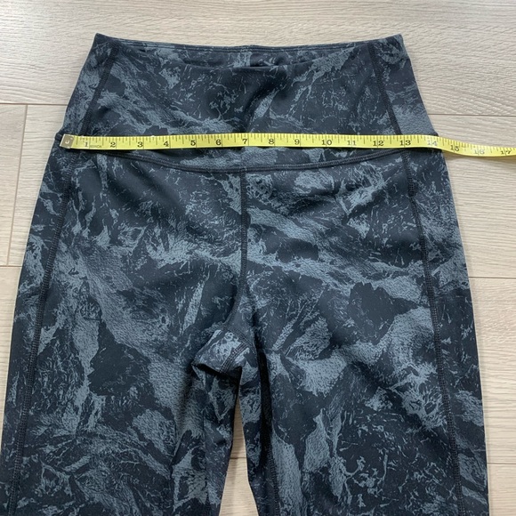 Lole Grey Black Pattern Leggings - Picture 8 of 11